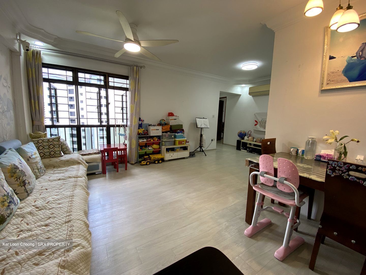 Rivervale Crescent thumbnail photo